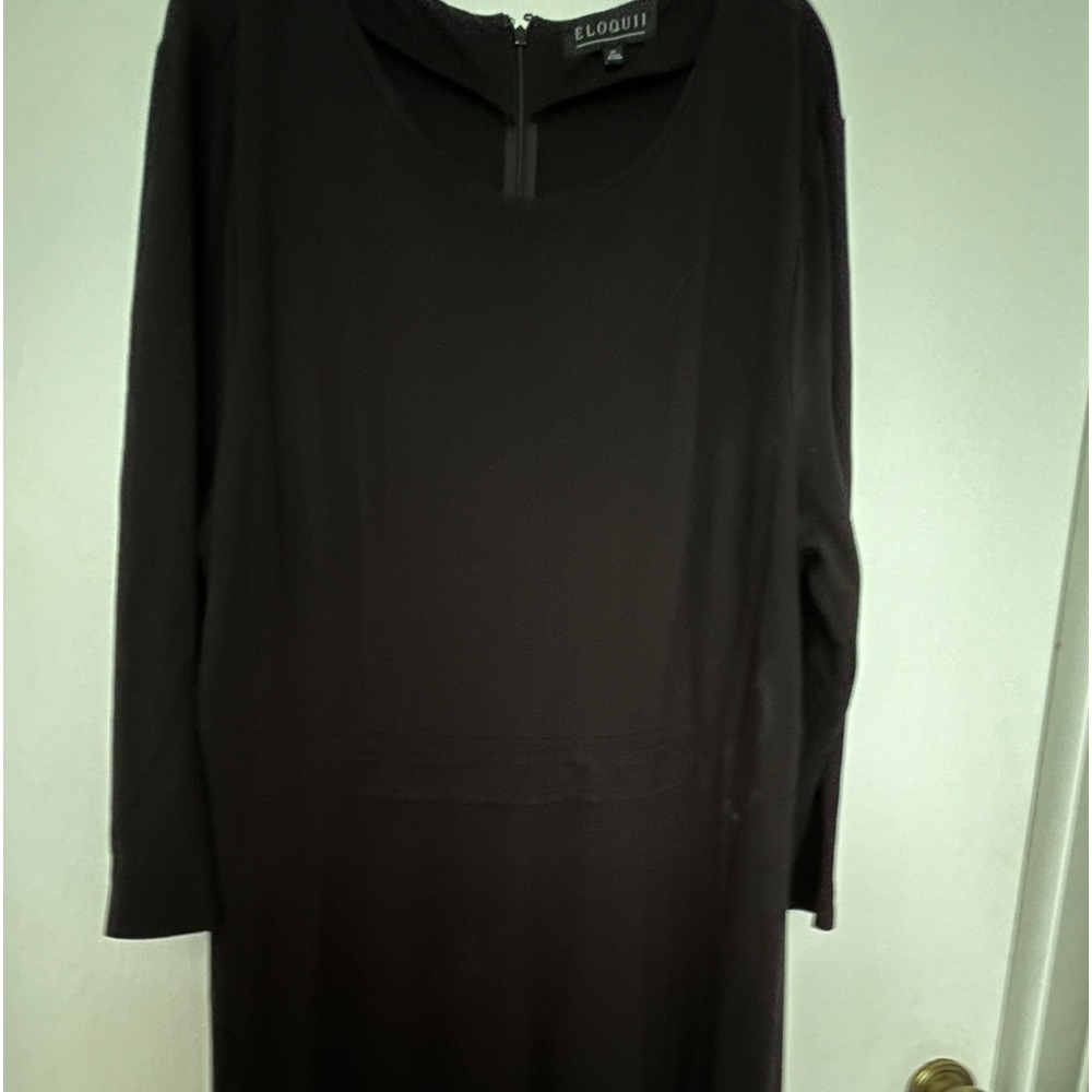 Sophisticated size24 black dress by Eloqui
